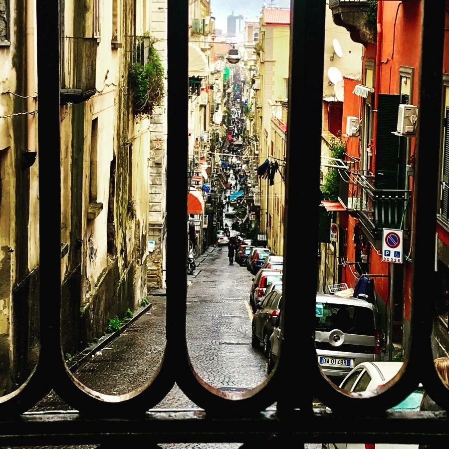 Tresette Toledo Bed & Breakfast Napoli Bagian luar foto