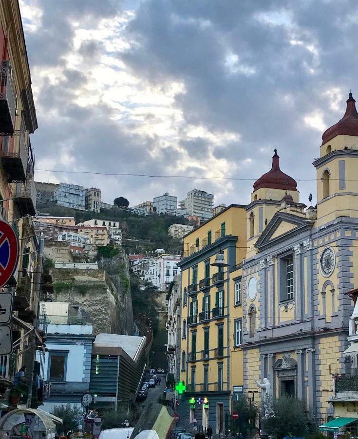 Tresette Toledo Bed & Breakfast Napoli Bagian luar foto
