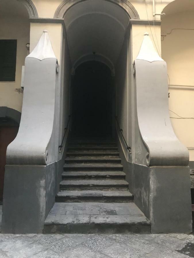 Tresette Toledo Bed & Breakfast Napoli Bagian luar foto