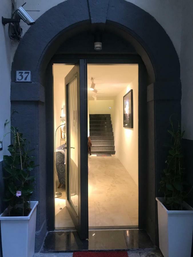 Tresette Toledo Bed & Breakfast Napoli Bagian luar foto