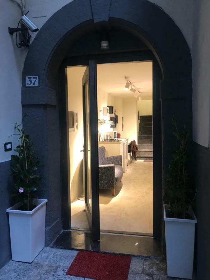 Tresette Toledo Bed & Breakfast Napoli Bagian luar foto