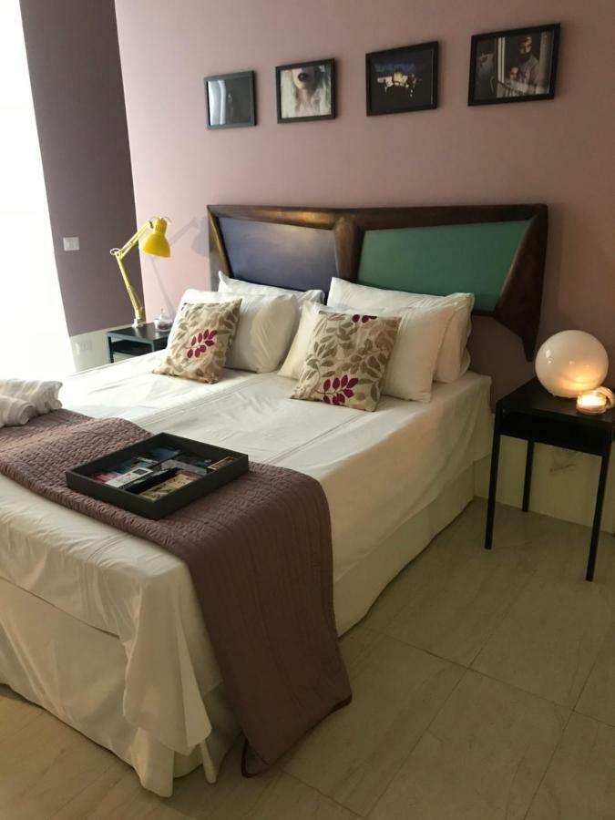 Tresette Toledo Bed & Breakfast Napoli Bagian luar foto